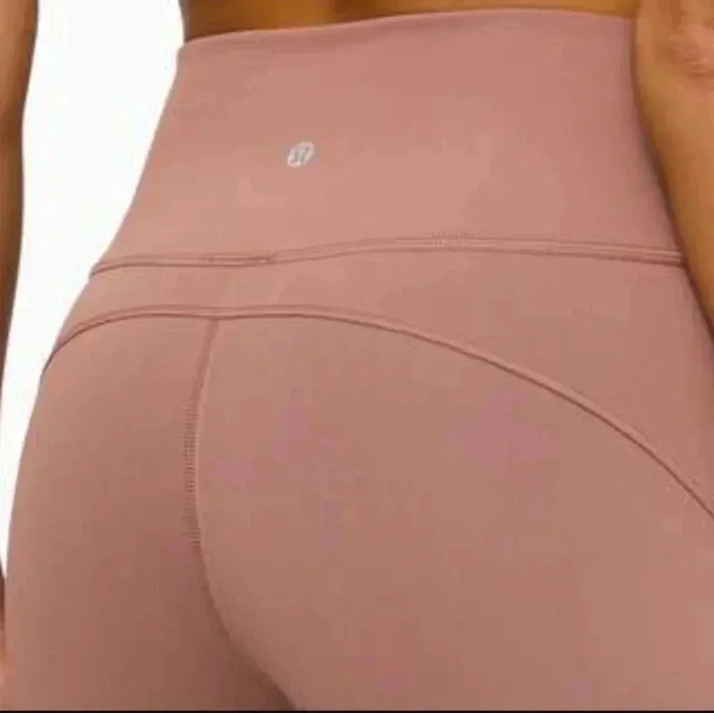 Lululemon In Movement Tight 25